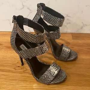 Steve Madden Snakeskin High Heel Sandals Size 6.5